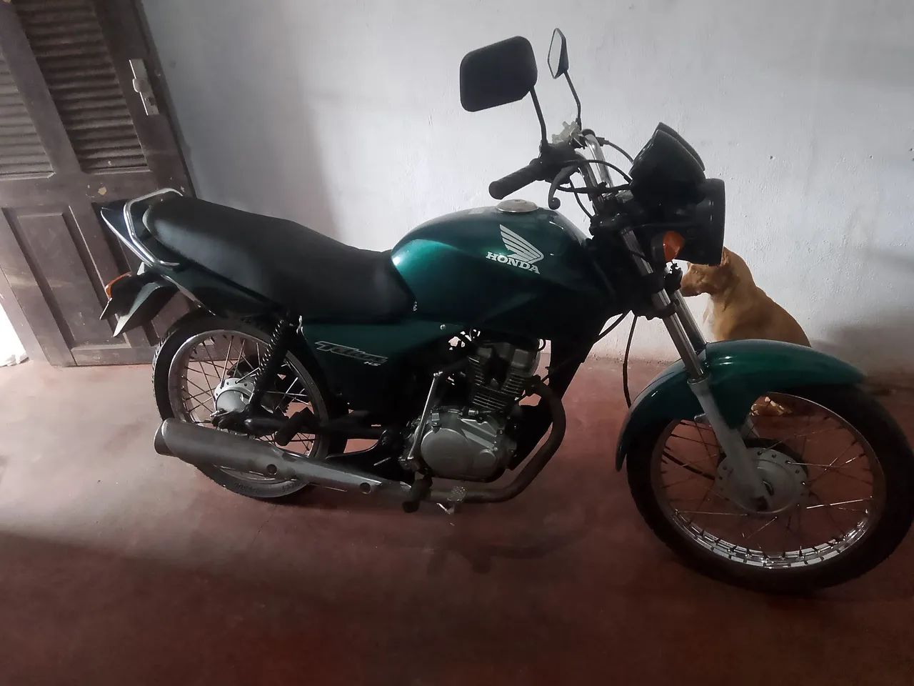 Vendo moto Titan  150 job