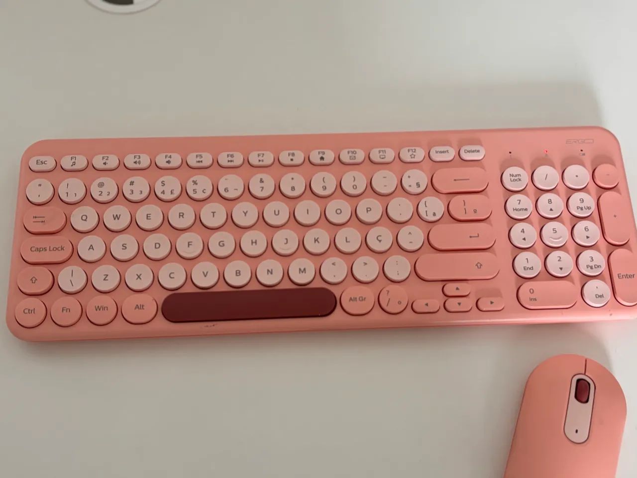 Kit Teclado e Mouse Sem Fio ERGO Rosa - Pouquíssimo Uso - Foto 5