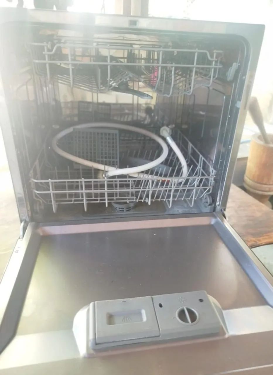Lavadora louça  Electrolux perfeita  - Foto 3