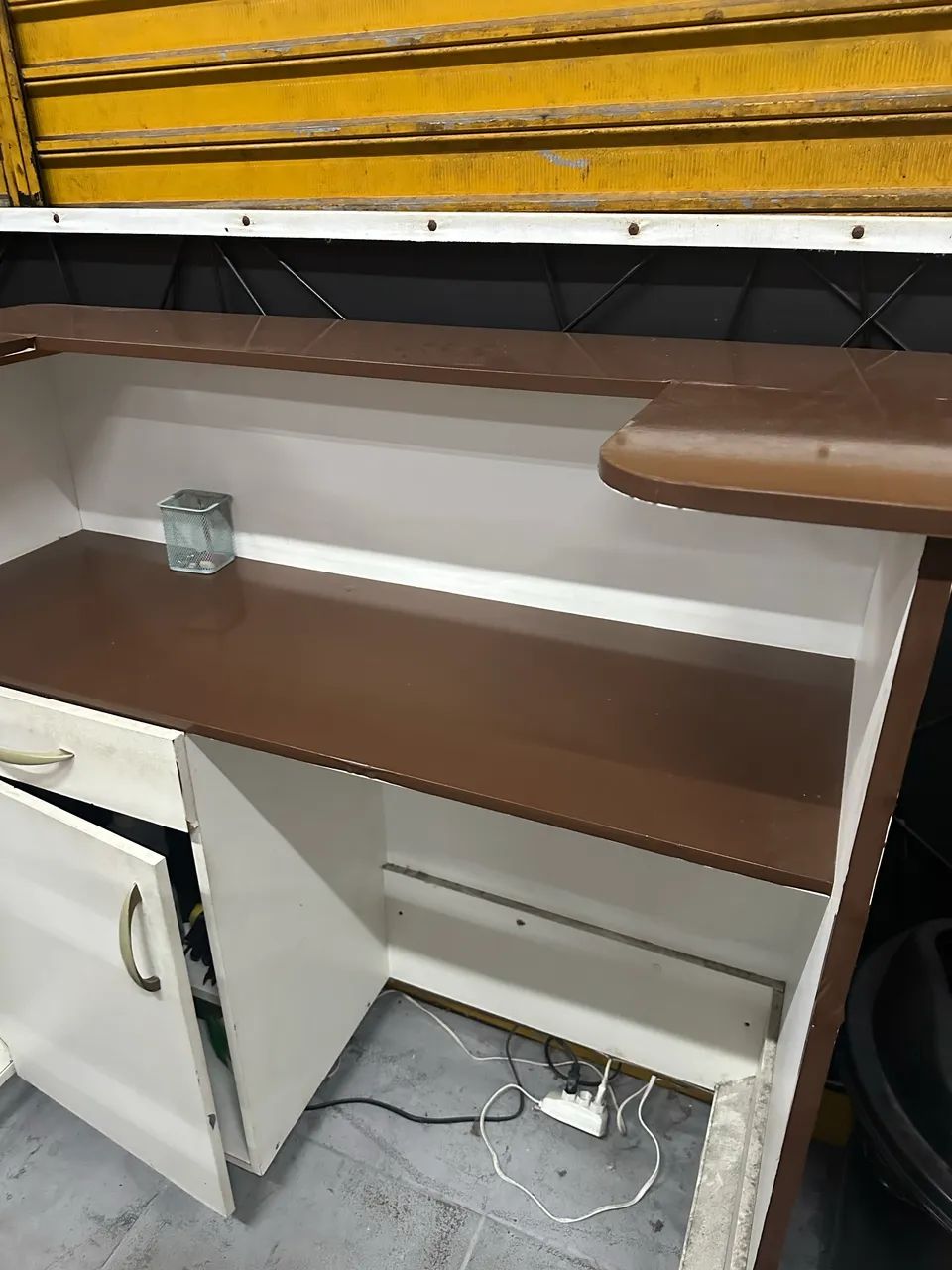 Balcao envelopado otimo estado para uso - Foto 4