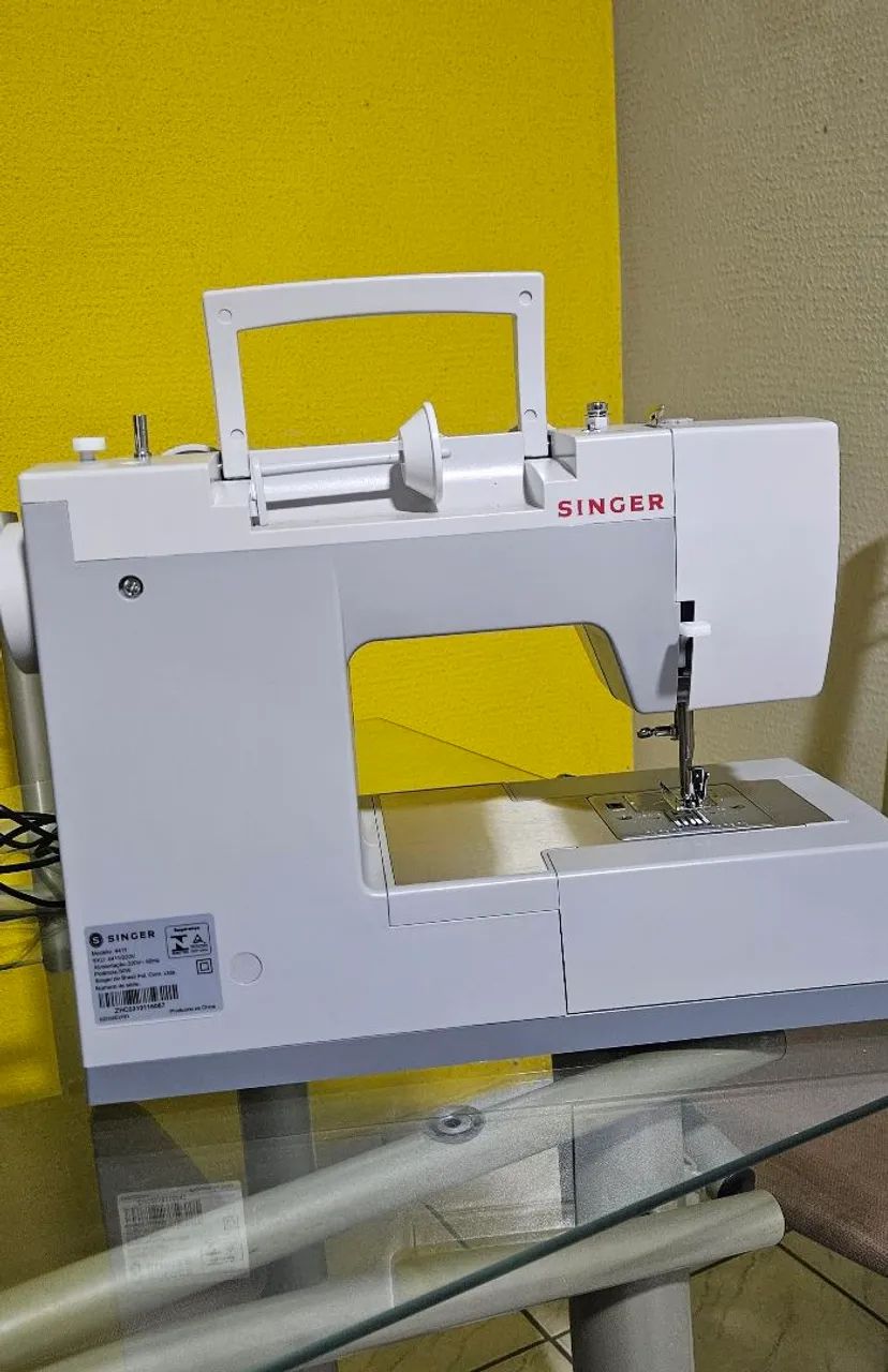 Máquina de Costura Singer  - Foto 3