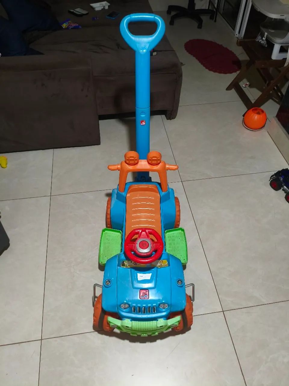Carrinho de brinquedo andador - Foto 2
