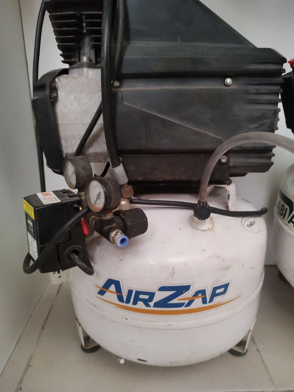Compressor odontológico isento de óleo airzap