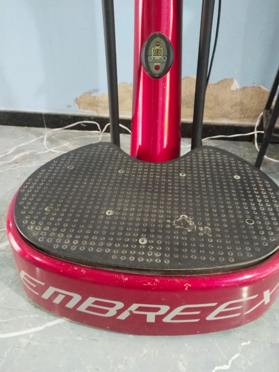 Plataforma vibratoria407686953189386240