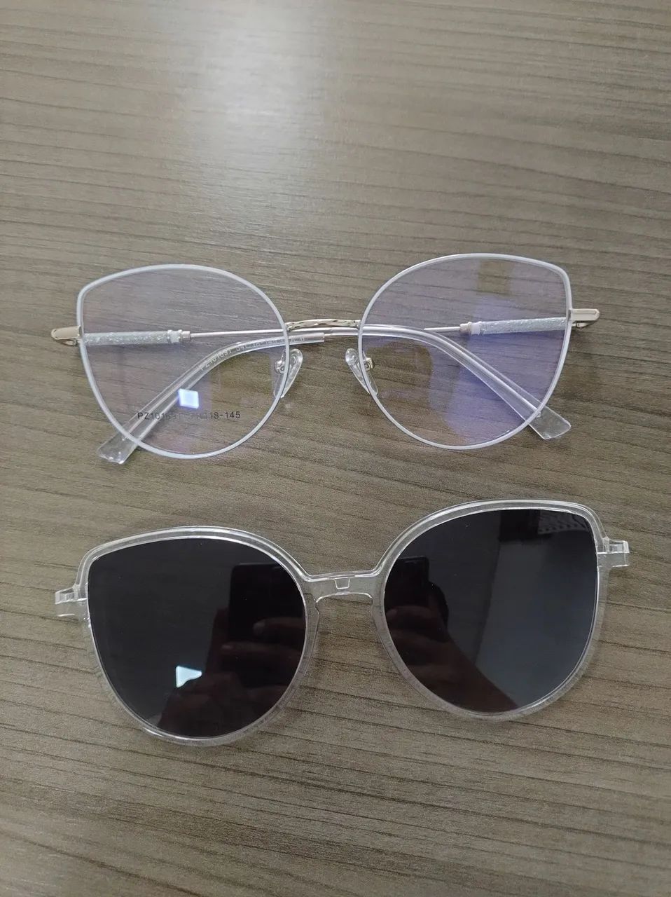 Óculos Clip On com lentes anti reflexo 