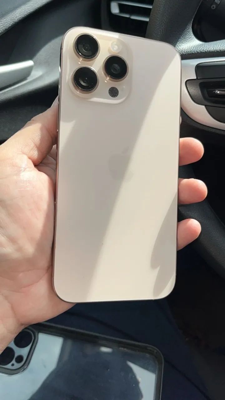 Apple IPhone 16 ProMax 256gb - Foto 3