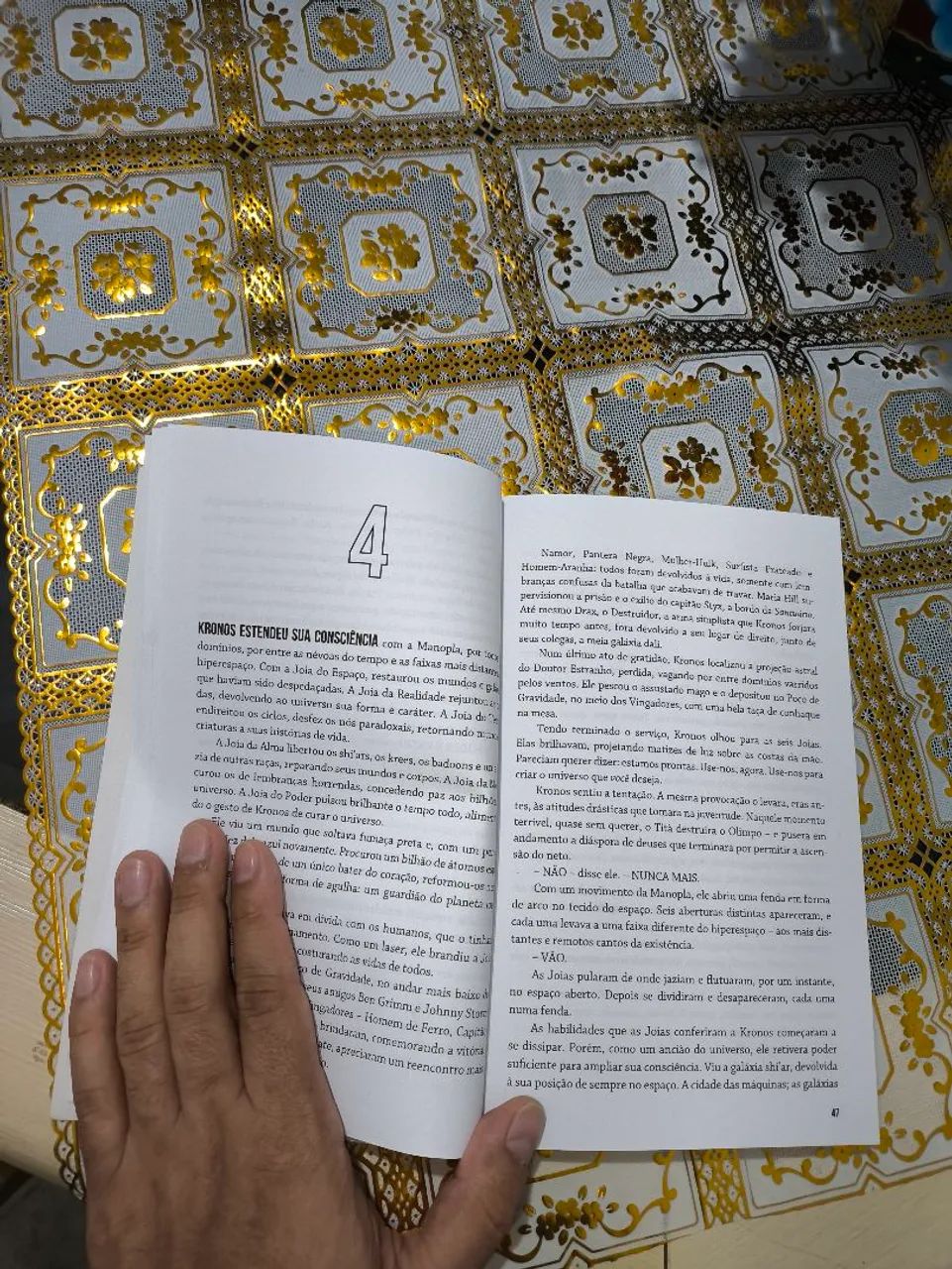 Livro Thanos: Sentença de morte marvel - Foto 2