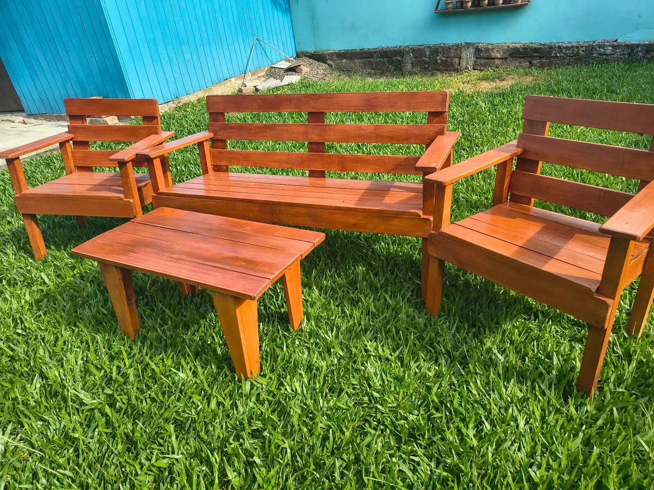 Conjunto de bancos para jardim. - Foto 2