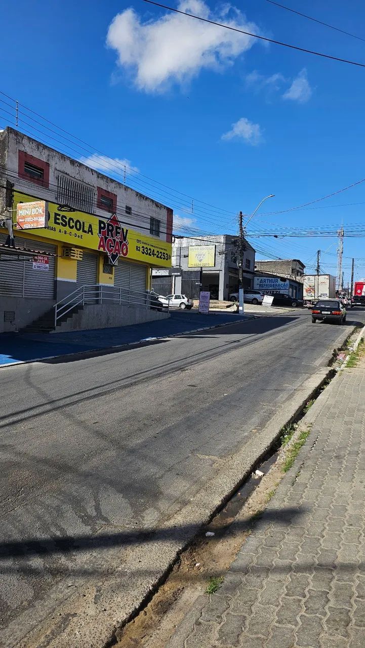 Alugo salas comerciais ótima localização 