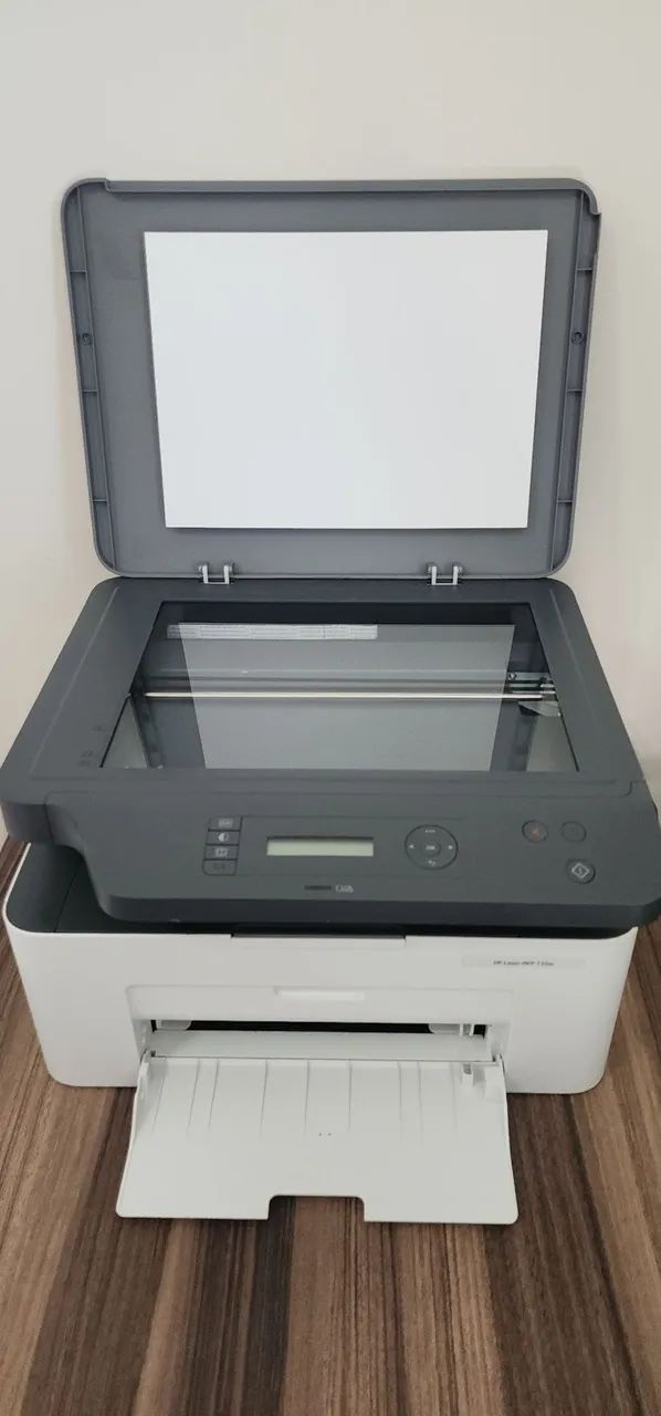 Impressora HP laser mfp 135w