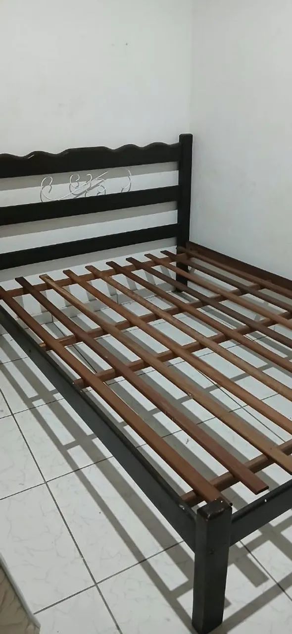 Cama de madeira tamanho casal com material bom e resistente. - Foto 3