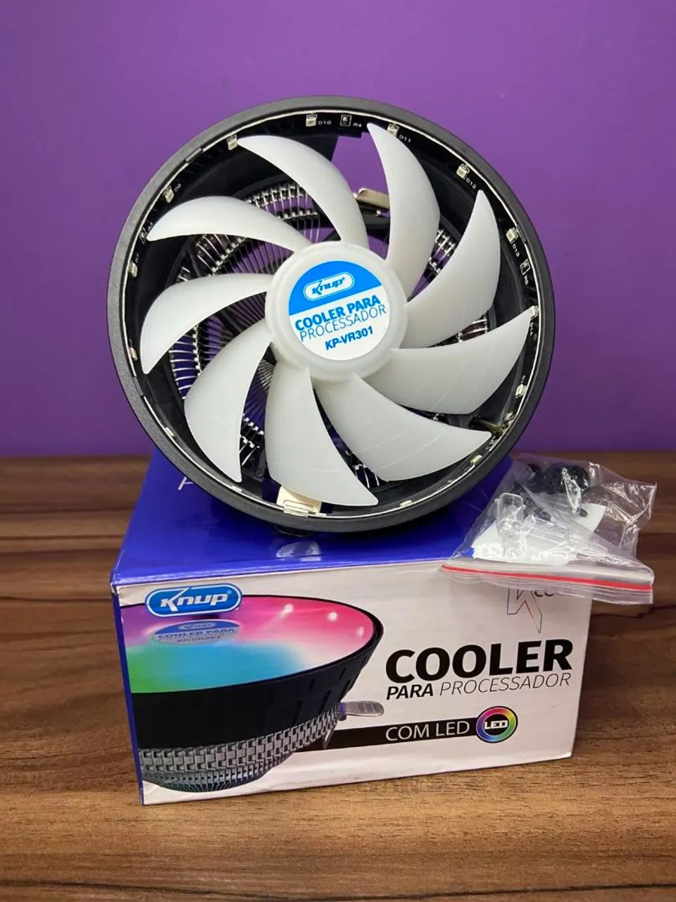 COOLER PARA PROCESSADOR COM LED RGB KNUP KP-VR301
