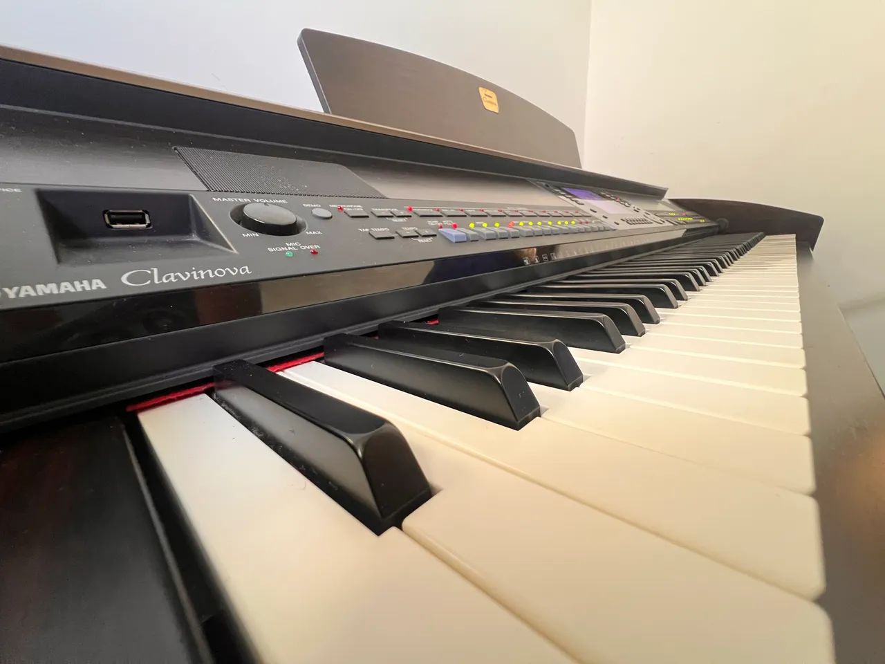 Piano Yamaha ClaviNova CVP-503 - Foto 3