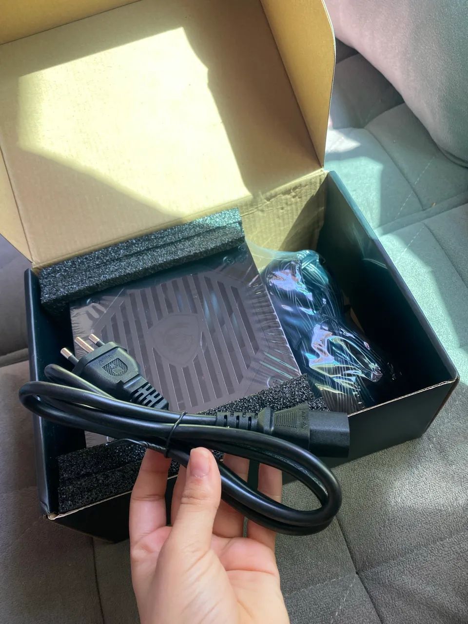 Fonte De Alimentação Msi Mag A650BNL - Foto 2