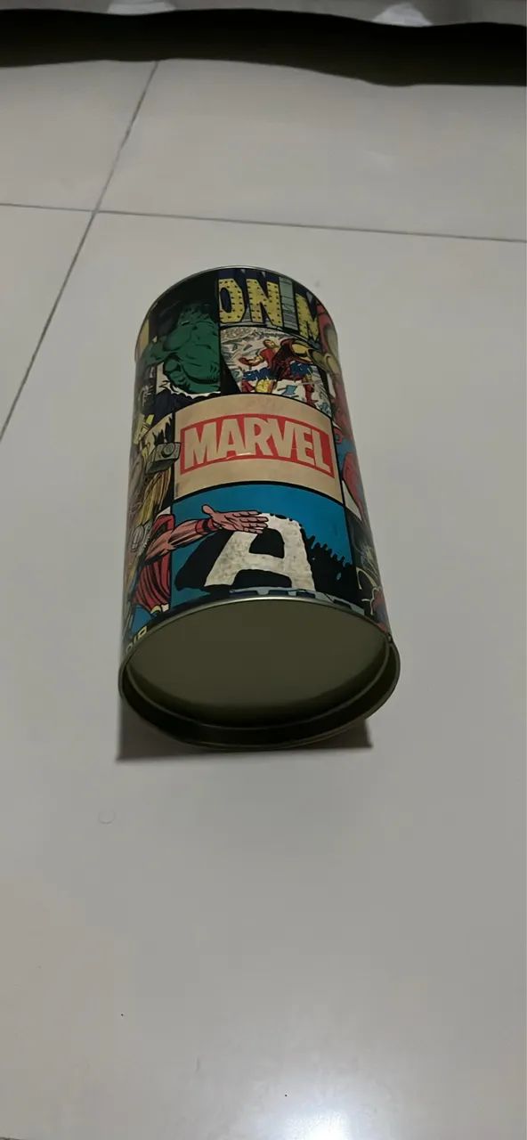 Cofre de Moedas em Lata Marvel Comics Piticas Original / Porta Objetos - Foto 2