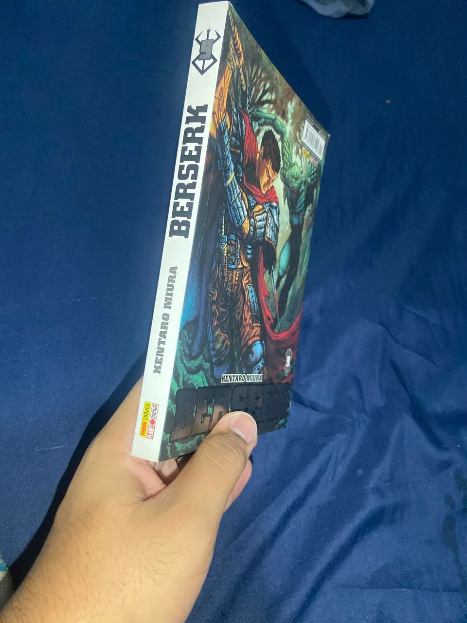Mangá Berserk Vol. 9 - Foto 2