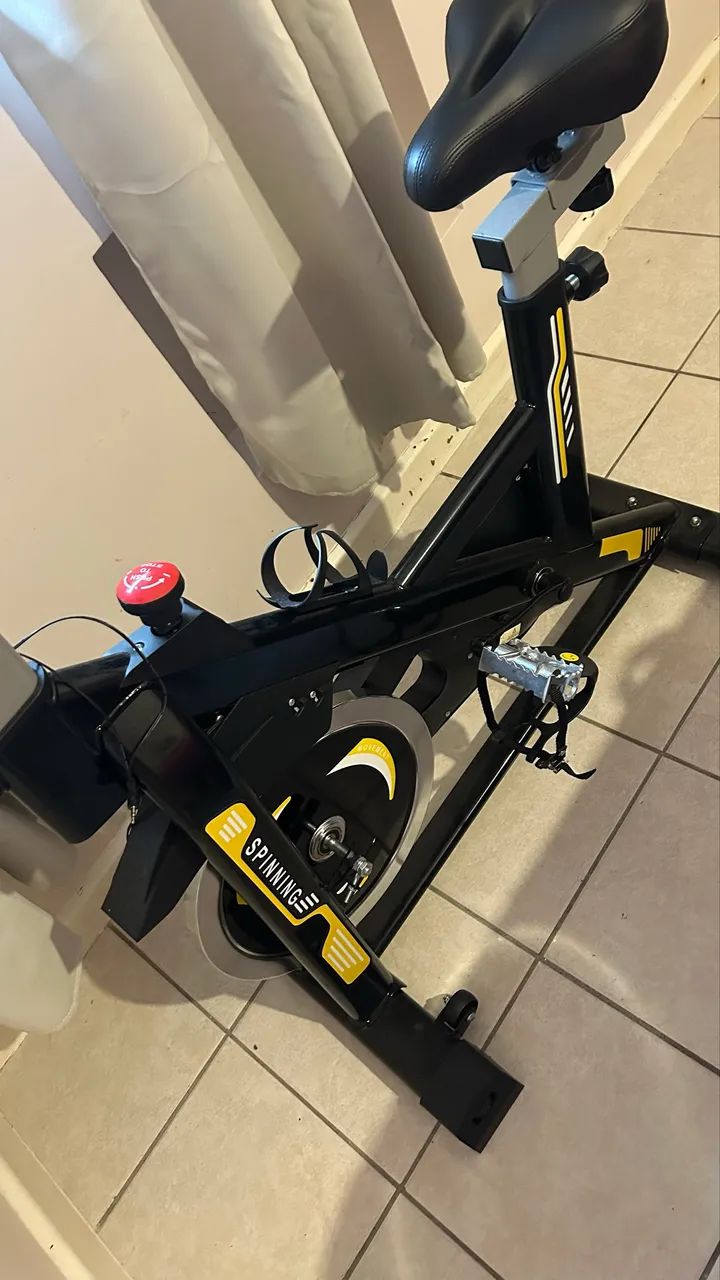 Bicicleta Ergométrica Spinning Profissional - Excelente Estado! - Foto 4