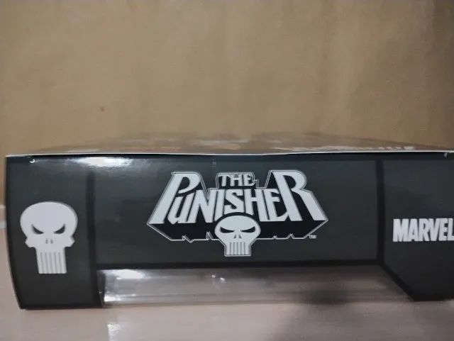 Mafex Punisher/Justiceiro comic original LACRADO - Foto 4
