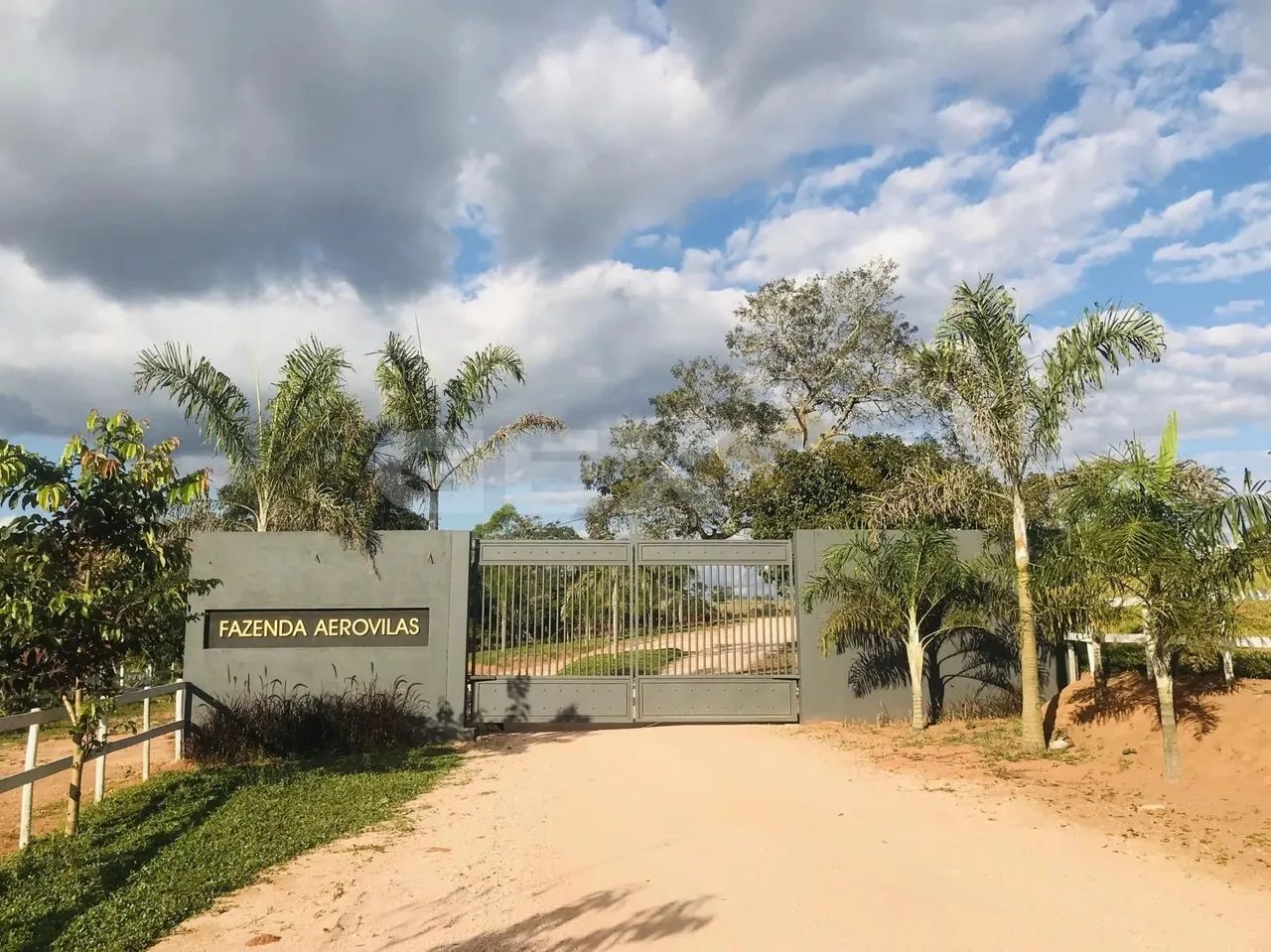 Lotes à venda no Condomínio Aerovillas - Foto 8