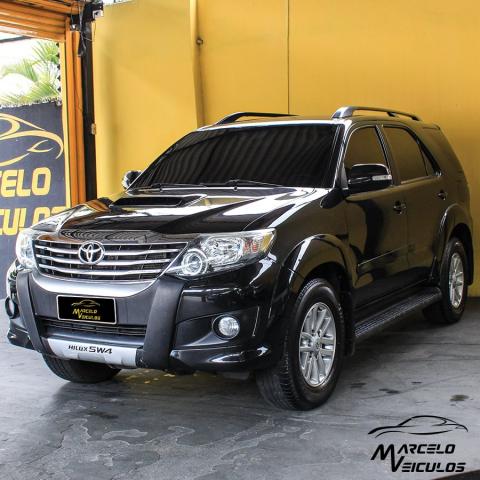 TOYOTA HILUX SW4 2012/2013 3.0 SRV 4X4 7 LUGARES 16V TURBO INTERCOOLER DIESEL 4P AUTOMÁTI