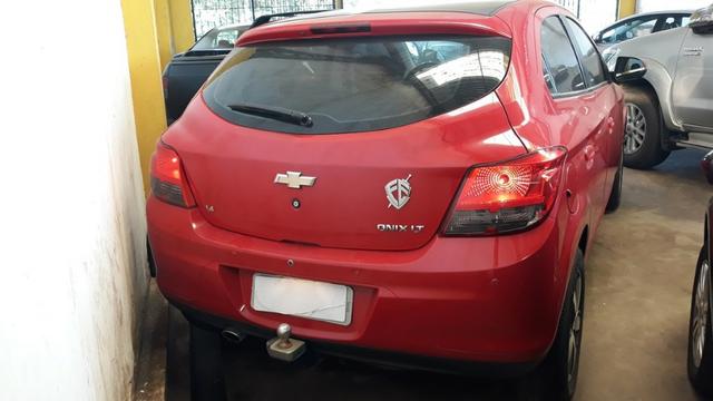 Chevrolet/ Onix LT 1.4 2013/2014 flex completo - Foto 6