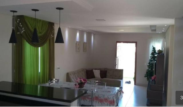 Sobrado 4 Dormitórios, 1 Suíte, Semi mobiliado localizado no Rio Vermelho! * - Foto 20