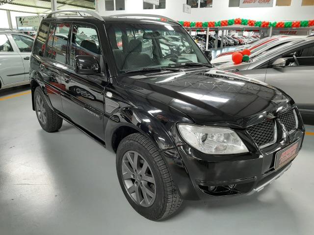 Mitsubishi Pajero TR4 4x2 Automático 2015 - Foto 2