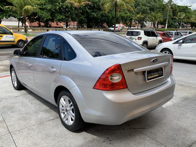 Focus Sedan GLX 2.0 Automático 2013/2013 - Foto 13