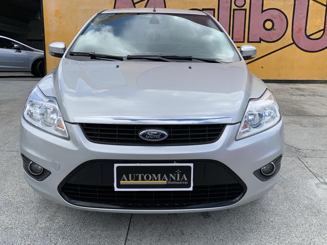 Focus Sedan GLX 2.0 Automático 2013/2013 - Foto 2