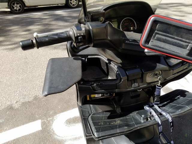 SUZUKI BURGMAN 400 ANO 2011