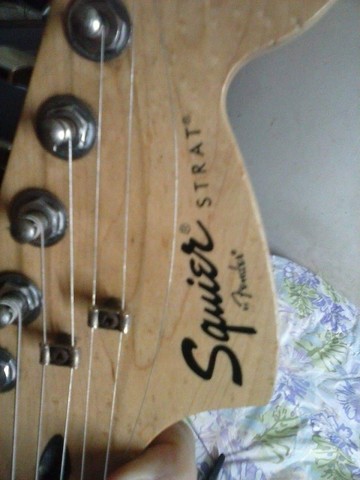 Guitarra Squier by Fender - Affinity Series - Stratocaster - Foto 2