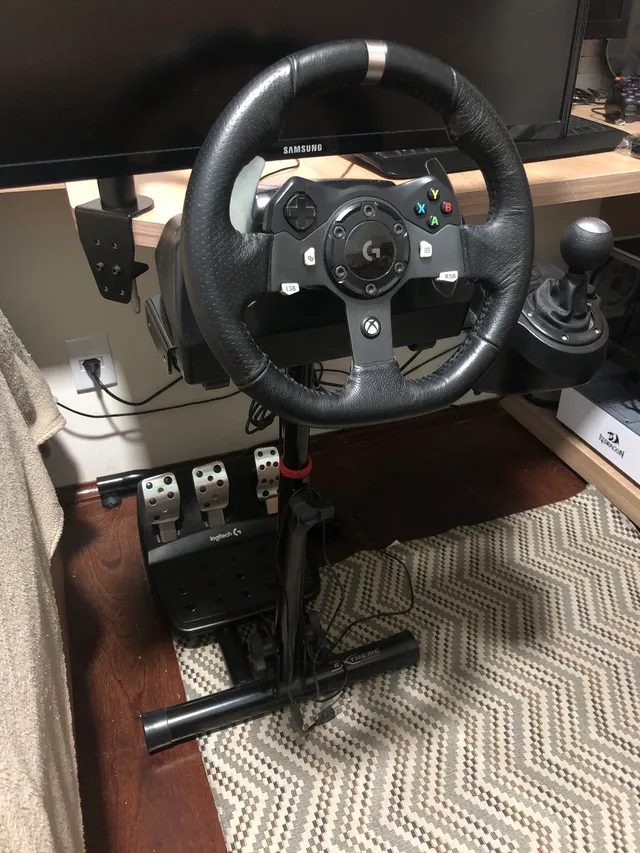 Suporte Veloce V2 Cockpit, para Volantes Logitech e Thrustmaster