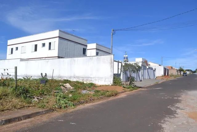 Terreno à venda, 250m² por R$ 250.000 - New Golden Ville - U