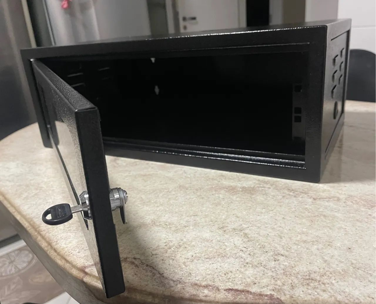 Rack Gabinete para servidor para parede ou bancada com chave   - Foto 2