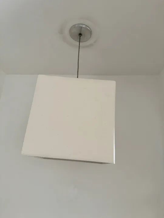 Lustre clássico bege em tecido  - Foto 4