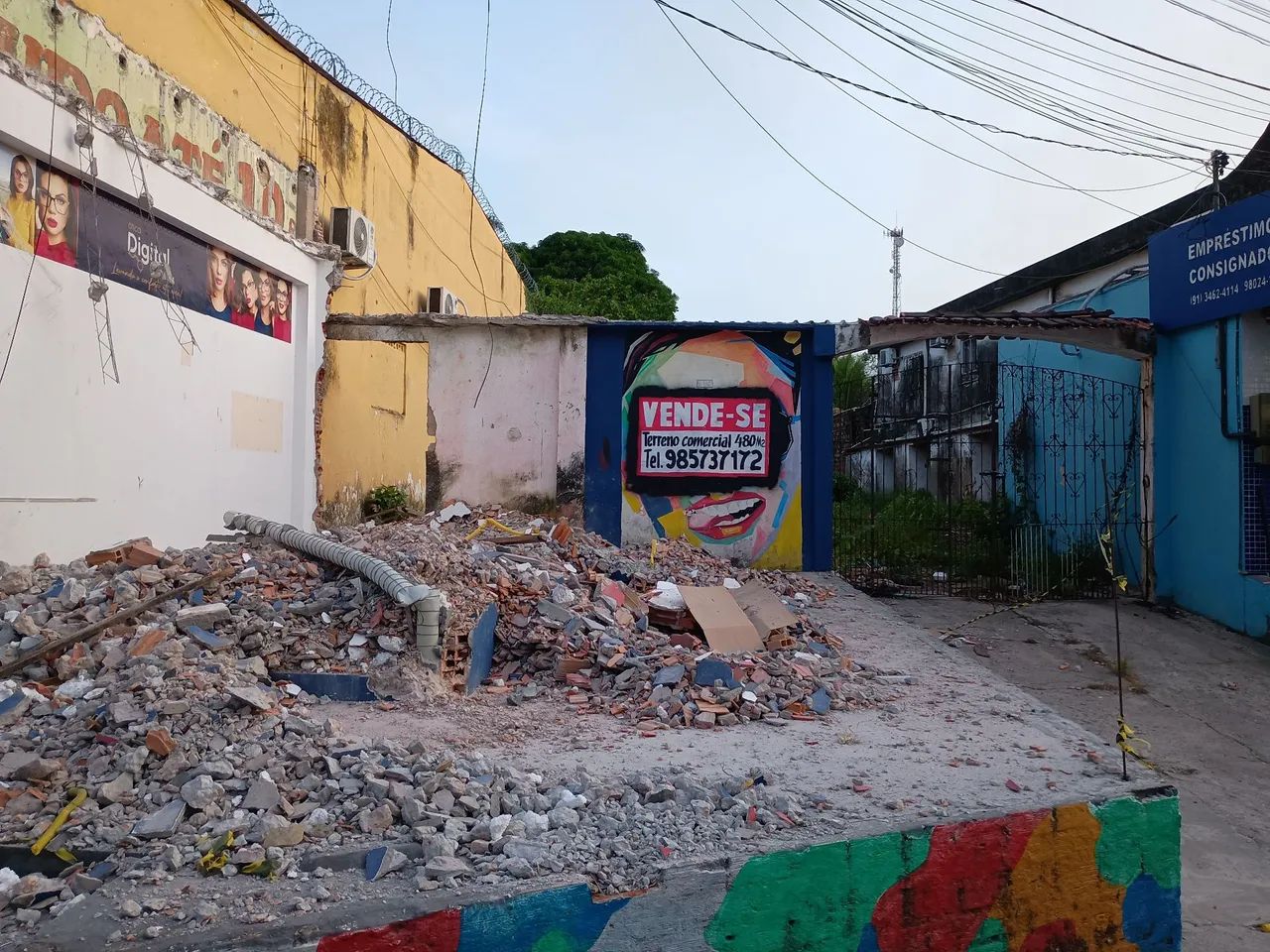VENDO  grande terreno comercial 490M2 NA BARAO DE CAPANEMA 