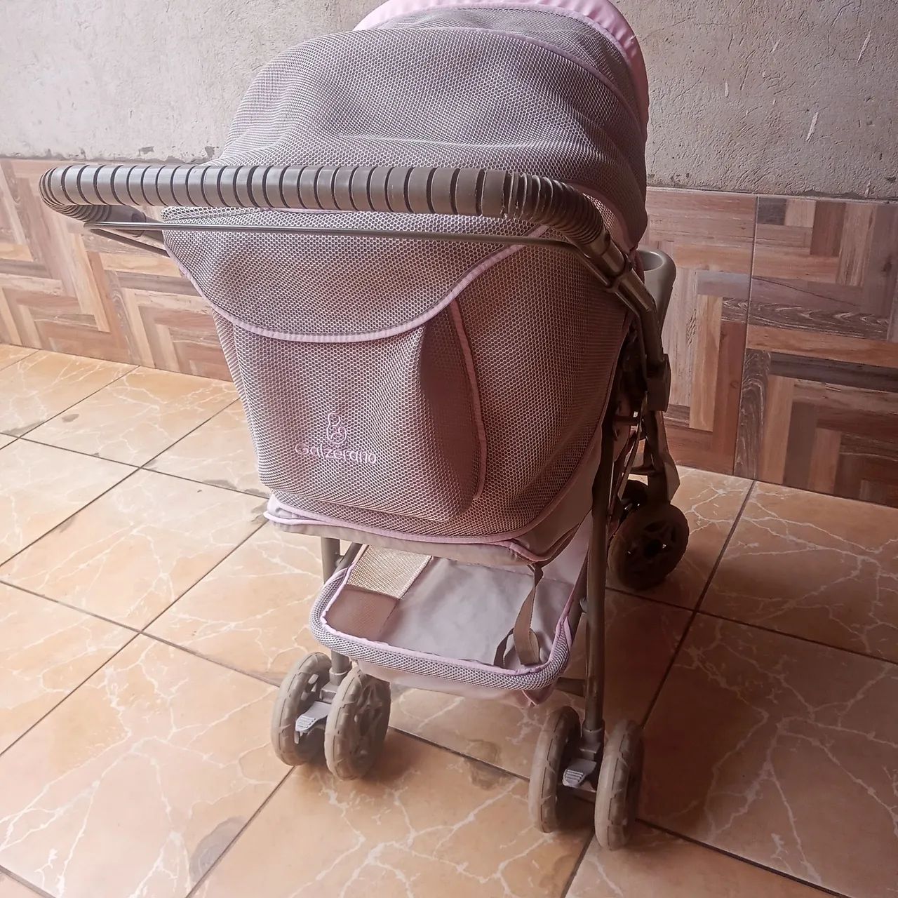 Carrinho de Bebê Rosa e Cinza - Foto 5