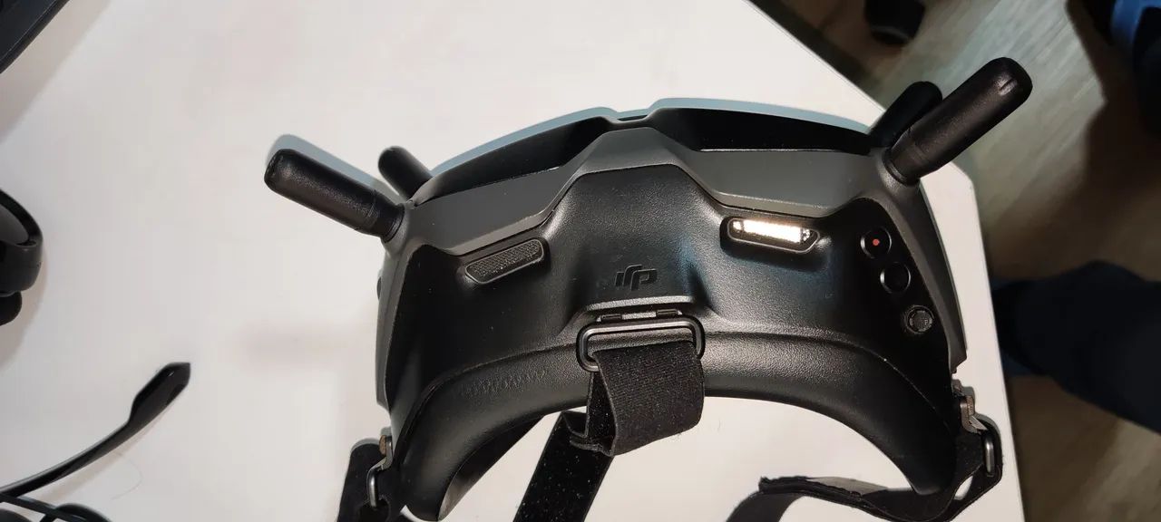 Drone DJI FPV, Fly more com maleta DJI, troco por Air 2 S ou modelo compatível - Foto 6