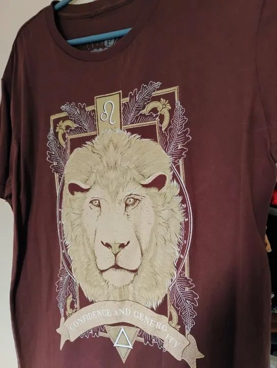 Camiseta Signo de Leão - P - Foto 2