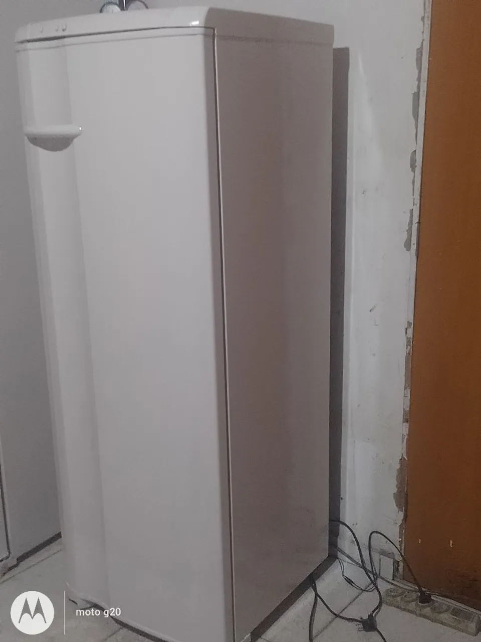 Vendo geladeira Eletrolux foncionado normal