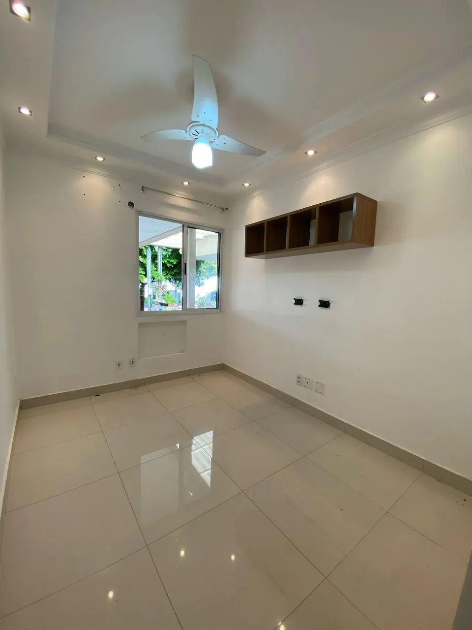 Casa linda no condomínio Rubi - Foto 2