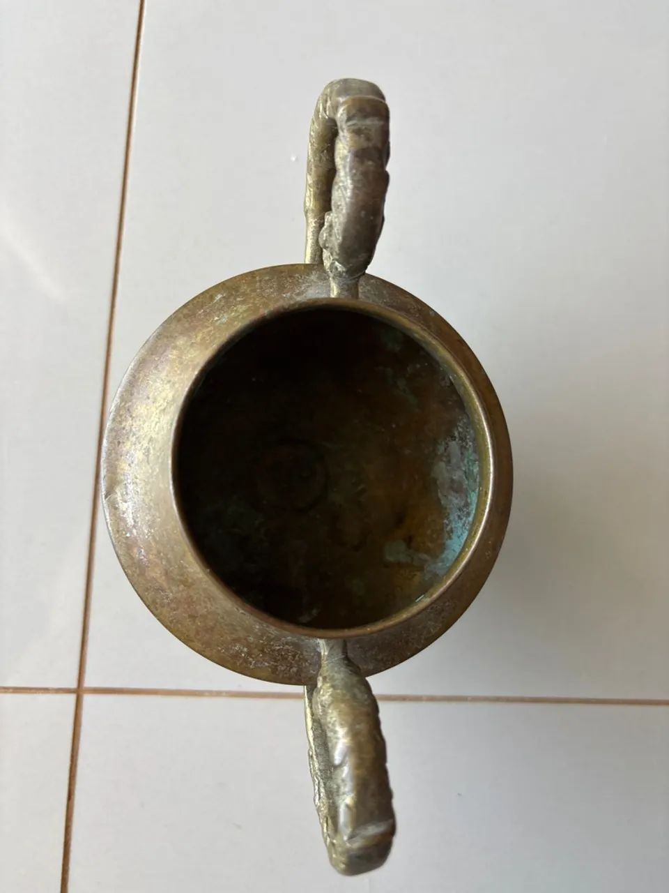 Vaso decorativo de metal  romano  - Foto 4