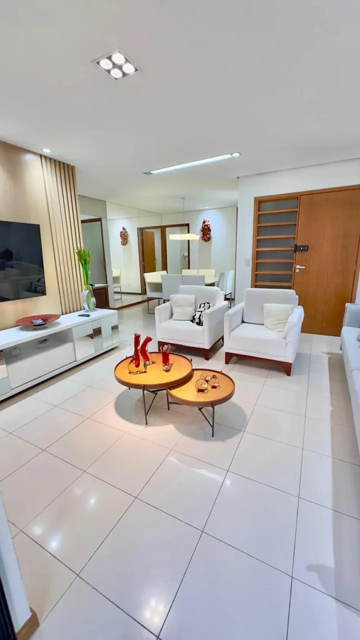 Apto com 127 m2 e 3 suites, no bairro de ponta verde.