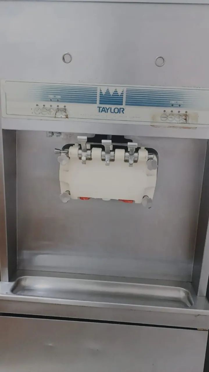 Máquina de Sorvete Taylor 8756 Funcionando Perfeitamente  - Foto 2