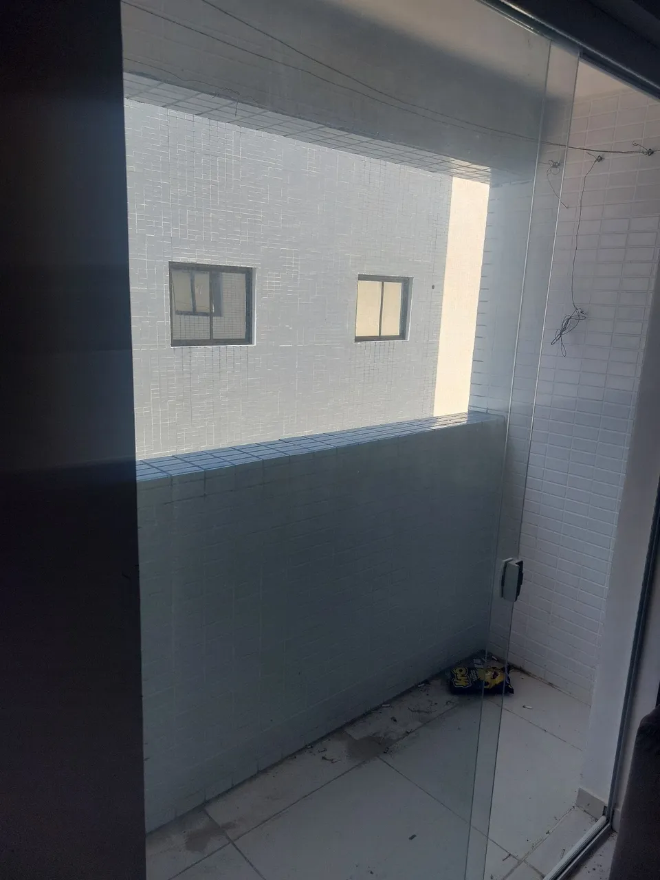 Aluga-se apartamento