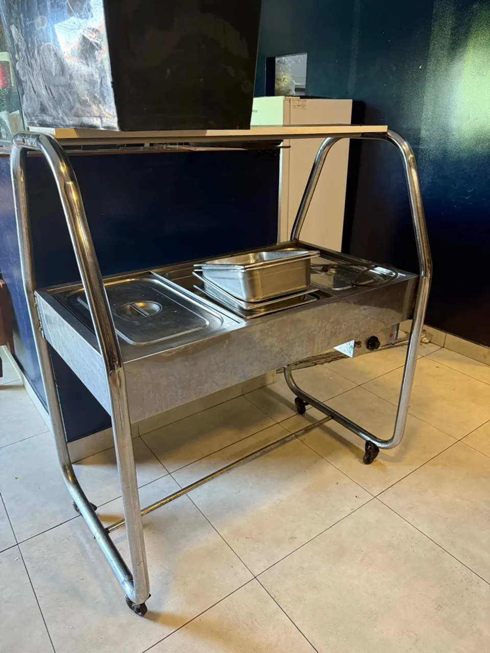 Buffet quente restaurante 220v