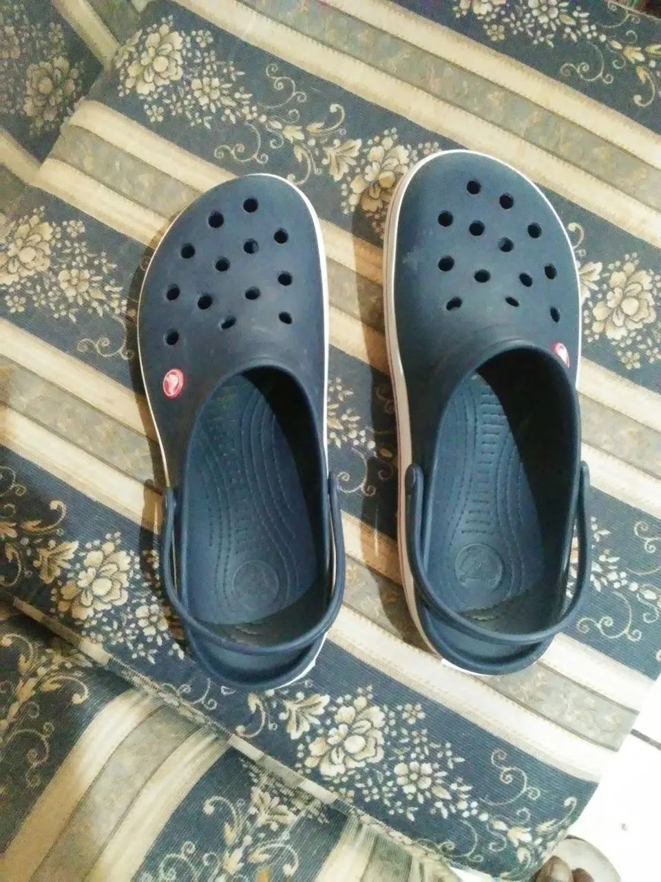 Crocs Classic Navy - Conforto e Estilo