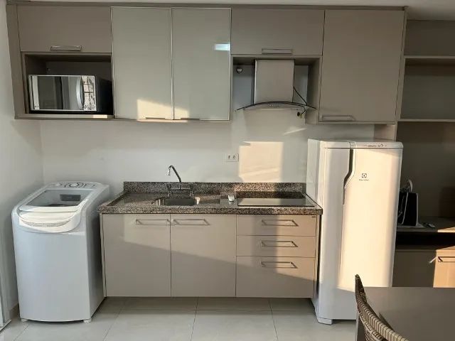 Apartamento Centro Civico - 1 qt / 1 bwc / 1 garagem - mobiliado - R$ 2.700,00 - Foto 3