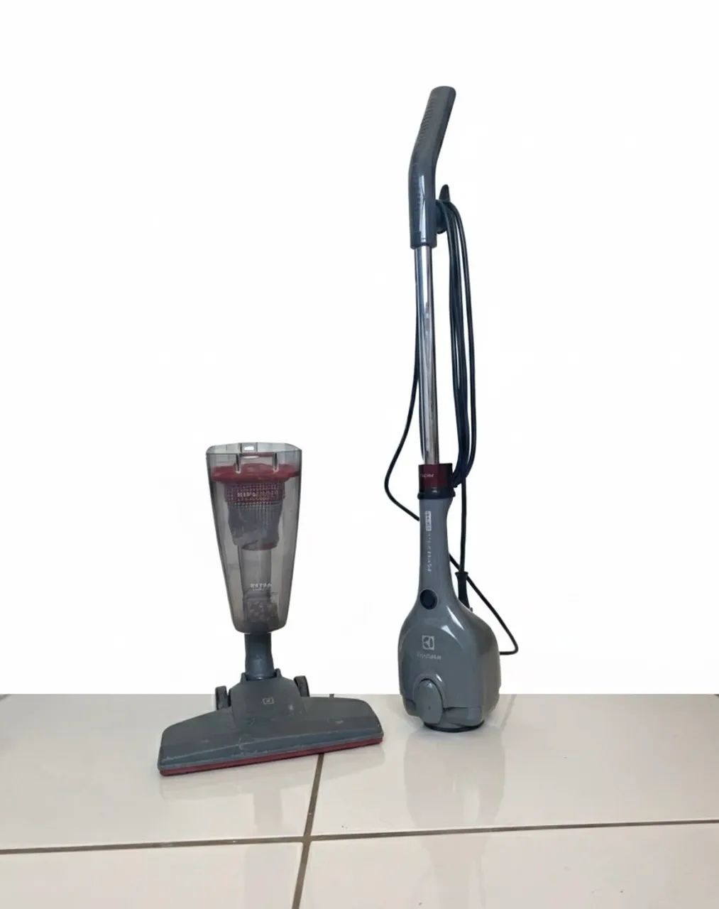 Aspirador de Pó Vertical Electrolux 2 em 1 STK15  - Foto 3