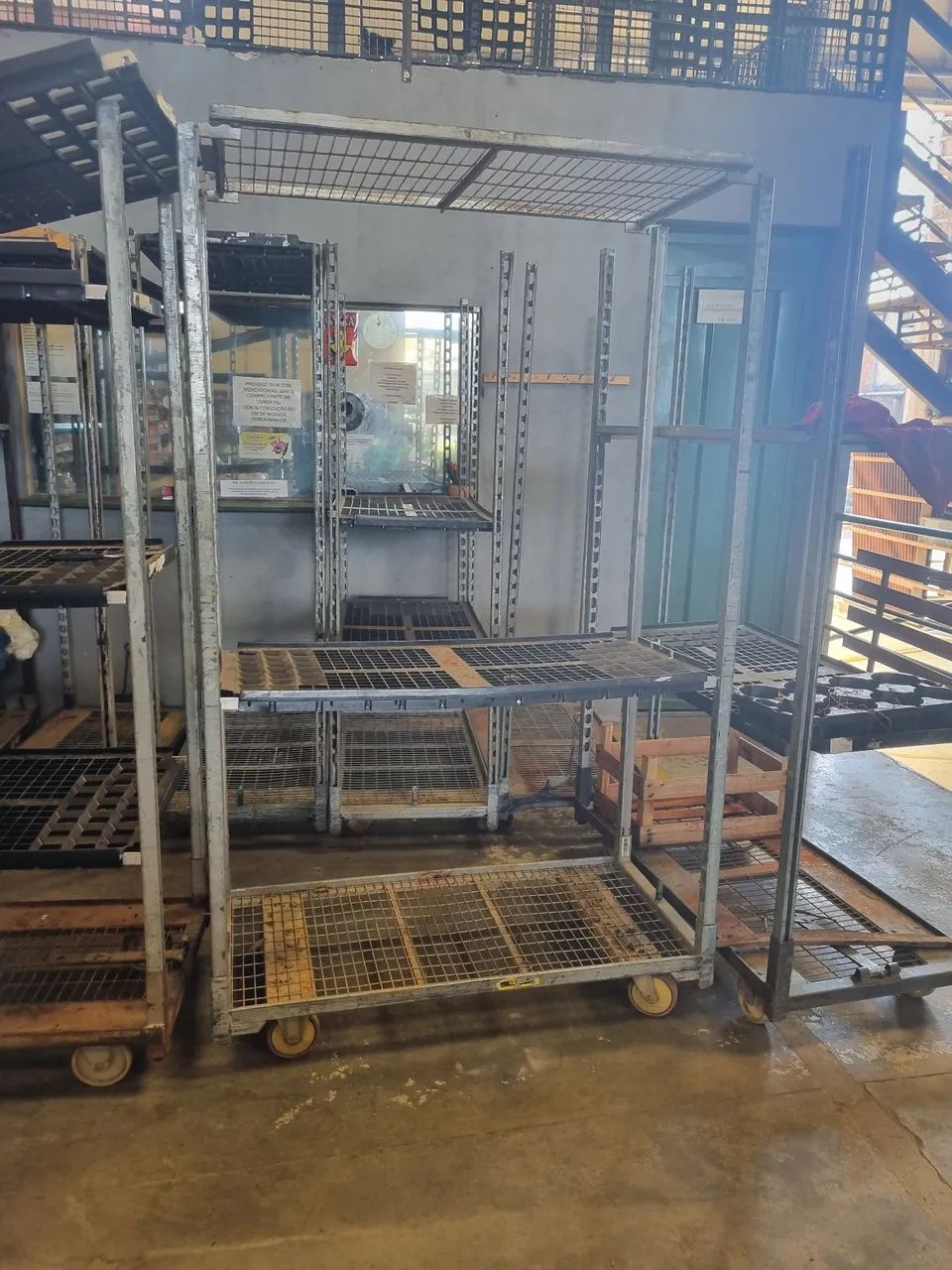 Carrinho para plantas  - Foto 2